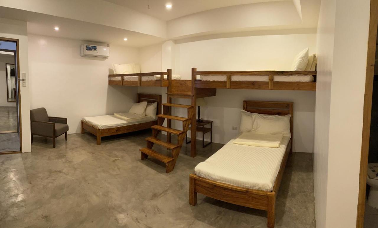 P&B Residences Legazpi Extérieur photo
