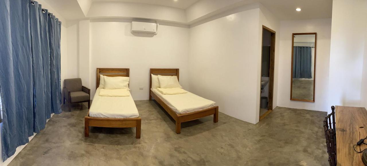 P&B Residences Legazpi Extérieur photo